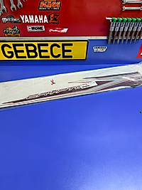 CRYPTON C8 SAĞ SELE ALTI STİCKER KIRMIZI ORJ 2012