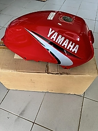 YAMAHA YBR 125 ORJ BENZİN DEPOSU KIRMIZI 2004