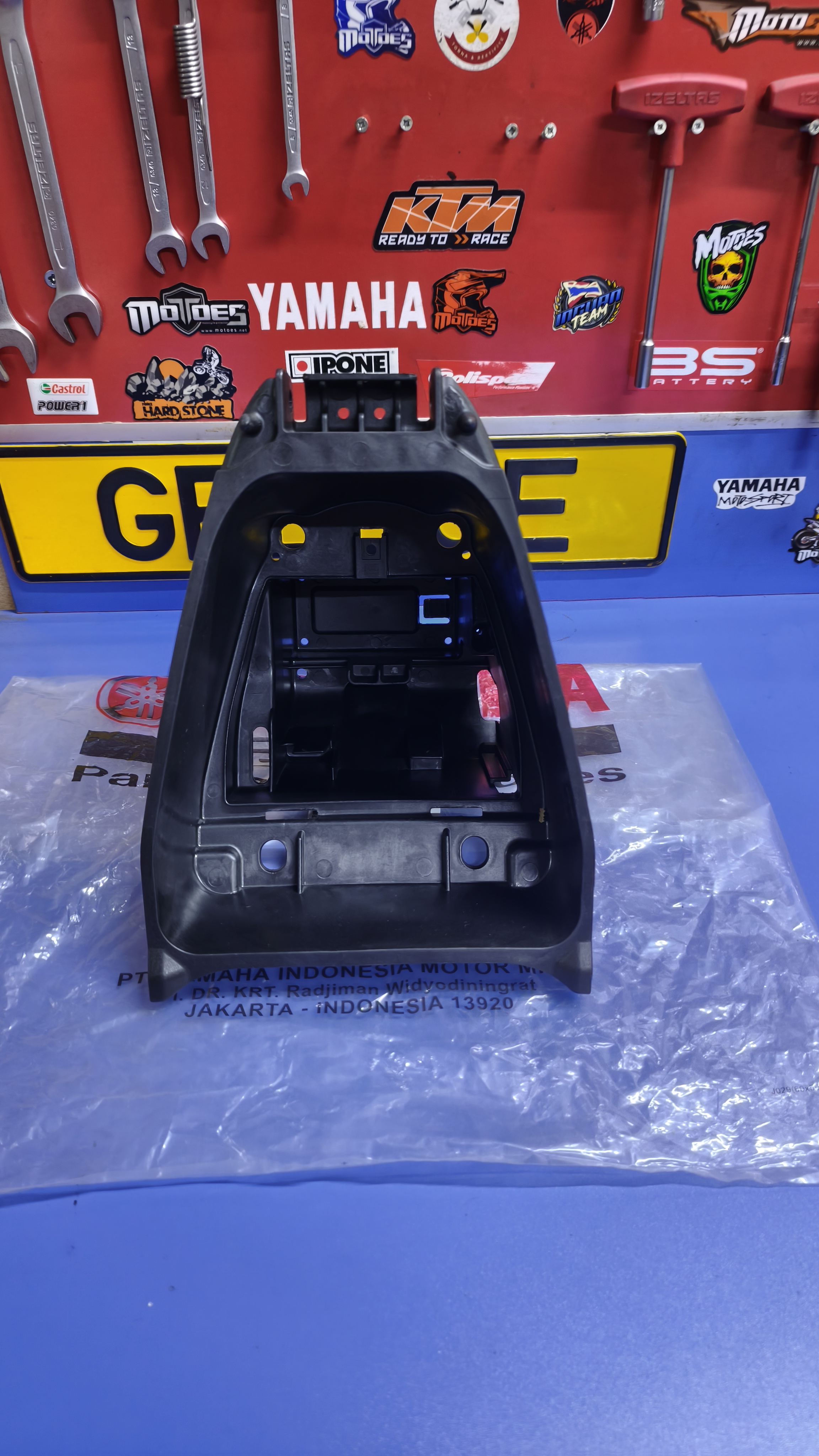 YAMAHA CRYPTON C8 SELE ALTI HAVUZ KUTU ORJ 2010-2016